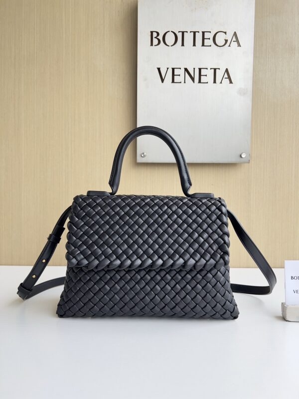 Bottega Veneta bag authentic quality 2025