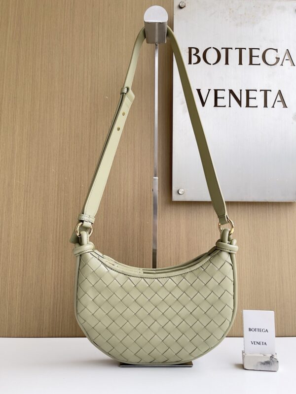 Bottega Veneta bag authentic quality 2025
