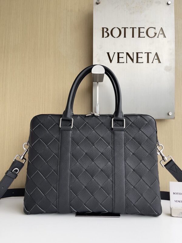 Bottega Veneta bag authentic quality 2025