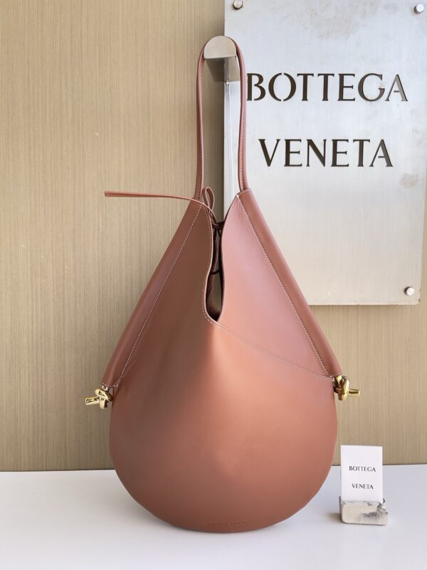 Bottega Veneta bag authentic quality 2025