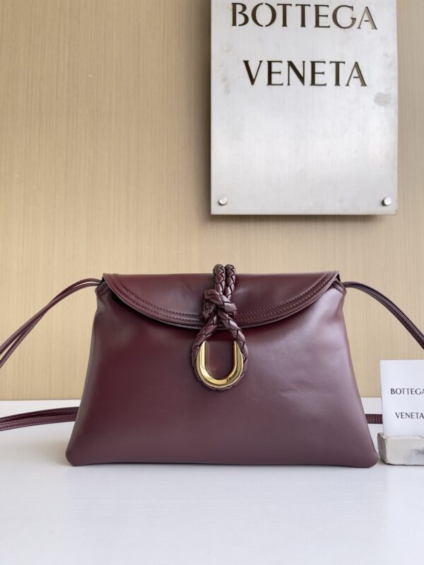 Bottega Veneta bag authentic quality 2025