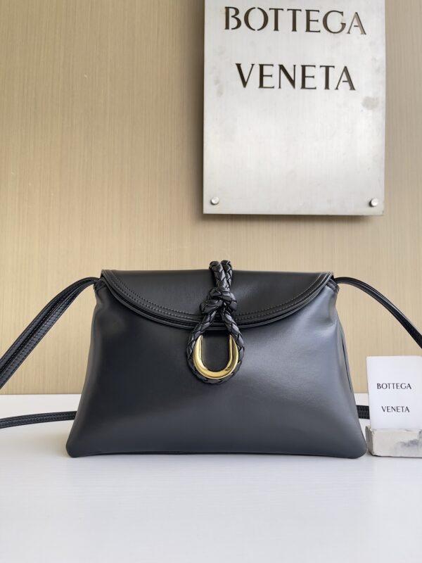 Bottega Veneta bag authentic quality 2025