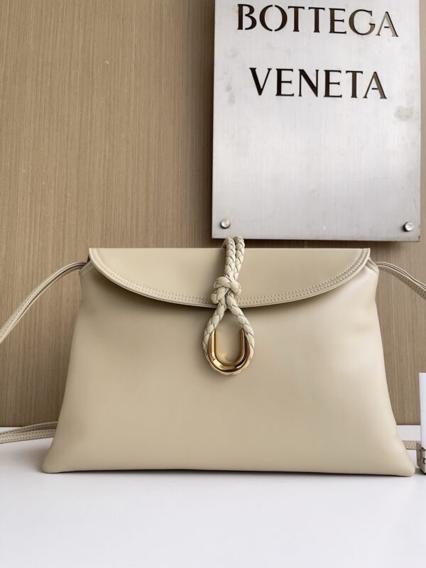 Bottega Veneta bag authentic quality 2025