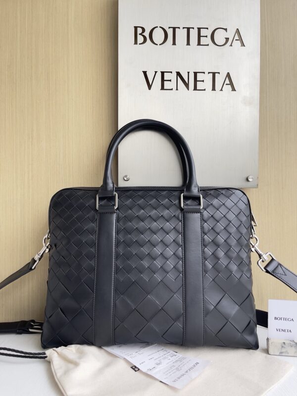 Bottega Veneta bag authentic quality 2025