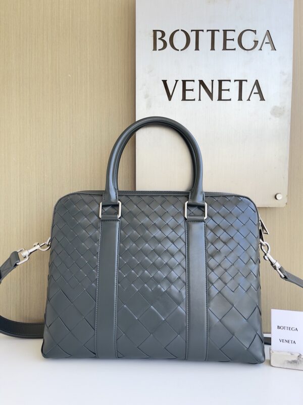Bottega Veneta bag authentic quality 2025