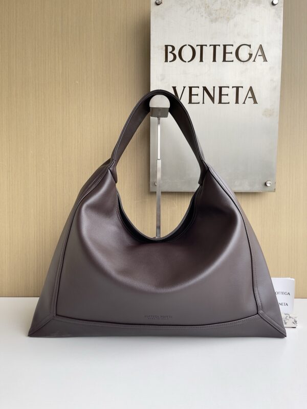 Bottega Veneta bag authentic quality 2025