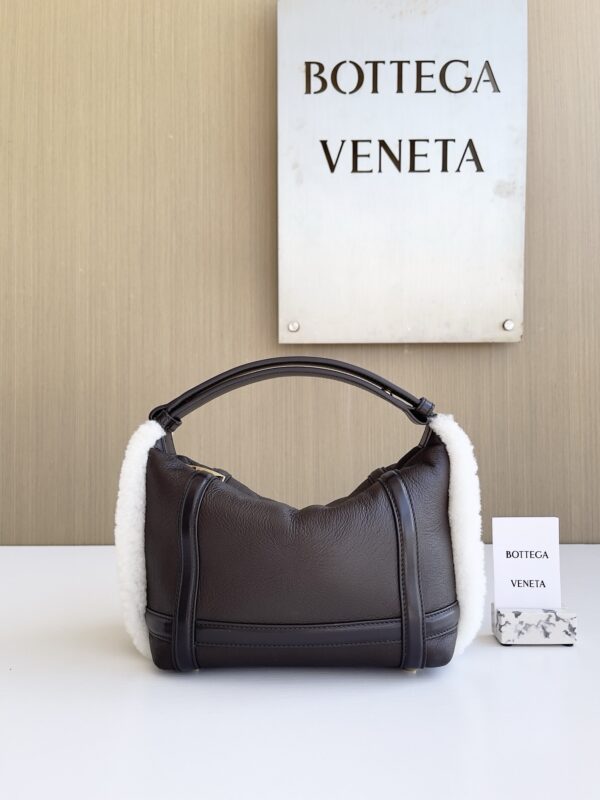 Bottega Veneta bag authentic quality 2025