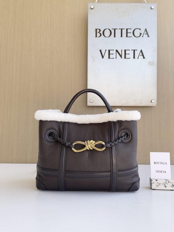 Bottega Veneta bag authentic quality 2025