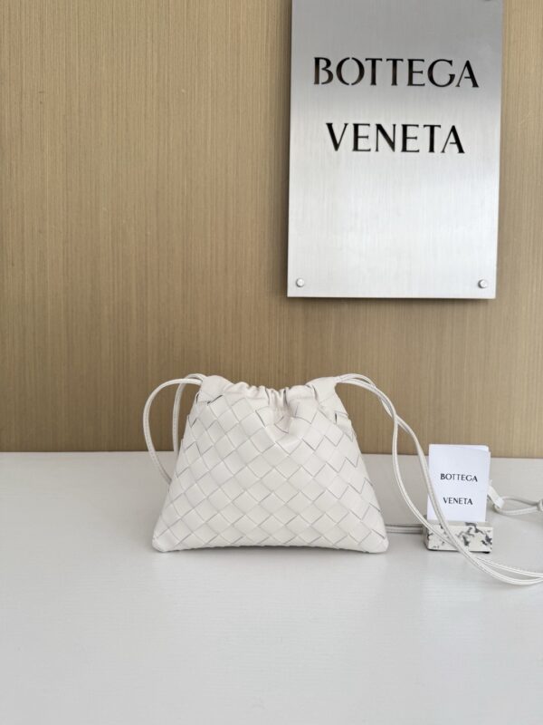 Bottega Veneta bag authentic quality 2025