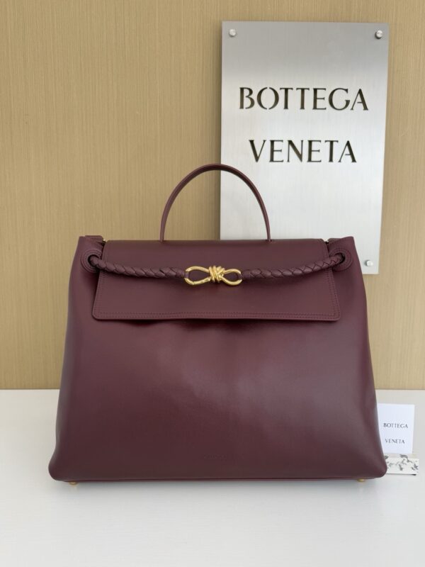 Bottega Veneta bag authentic quality 2025