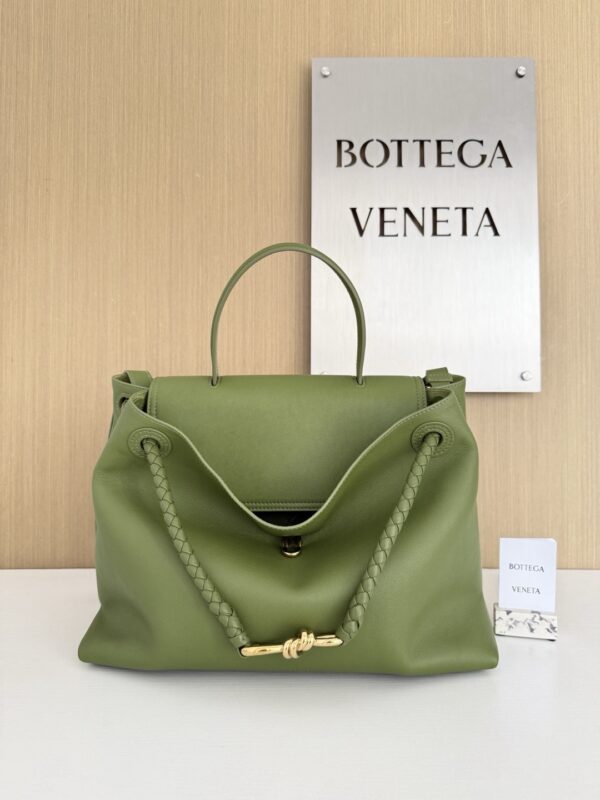 Bottega Veneta bag authentic quality 2025