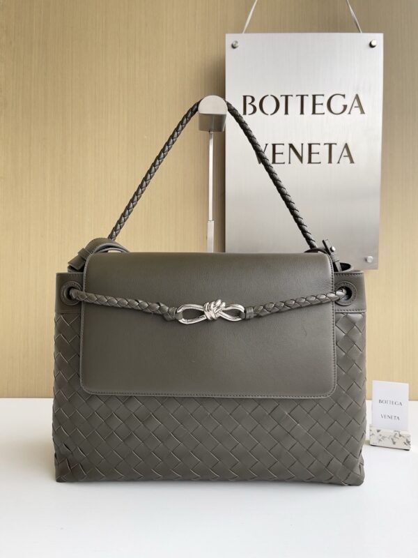 Bottega Veneta bag authentic quality 2025