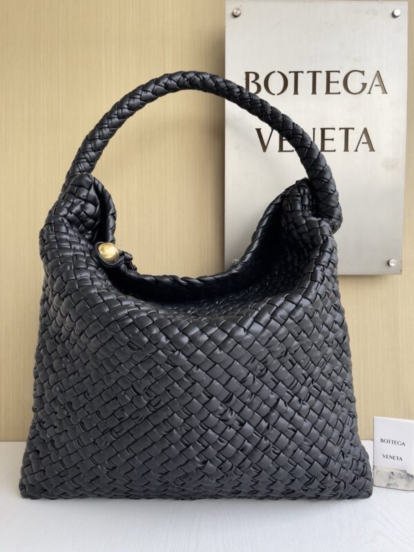 Bottega Veneta bag authentic quality 2025