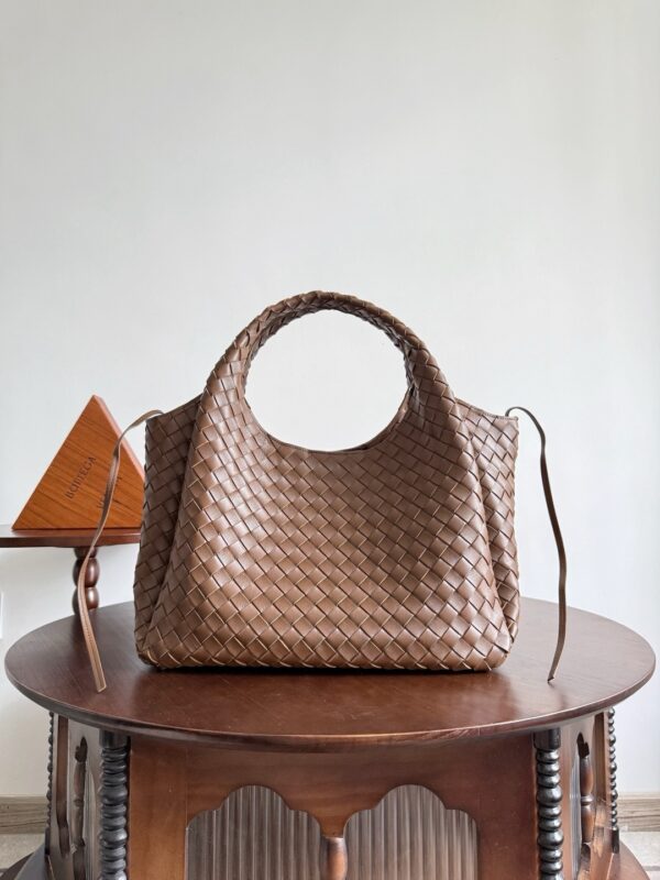 Bottega Veneta bag authentic quality 2025