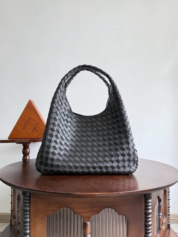 Bottega Veneta bag authentic quality 2025