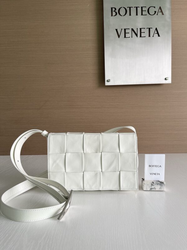 Bottega Veneta bag authentic quality 2025