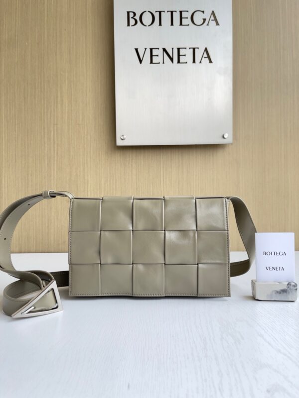 Bottega Veneta bag authentic quality 2025
