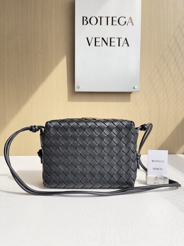 Bottega Veneta bag authentic quality 2025