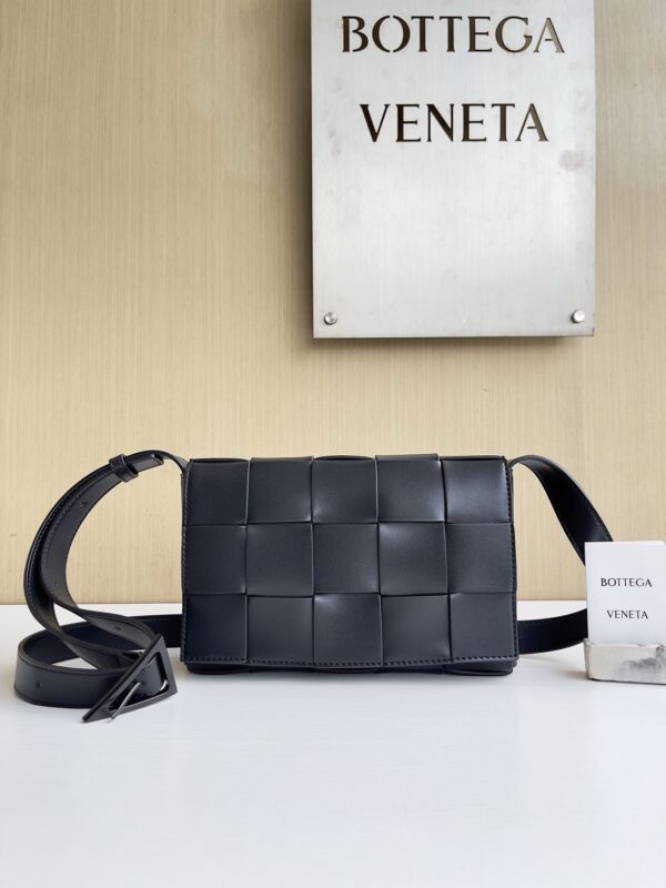 Bottega Veneta bag authentic quality 2025