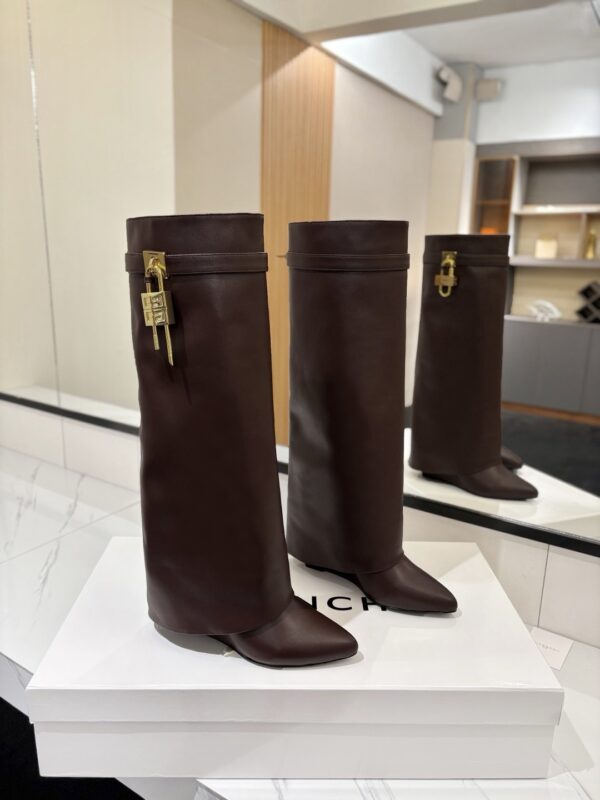 Givenchy shark lock boots authentic quality 2025