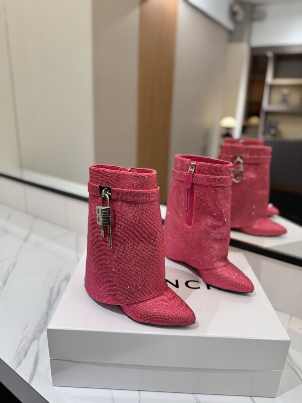 Givenchy shark lock boots authentic quality 2025