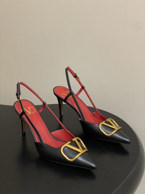 Valentino authentic quality shoes 2025