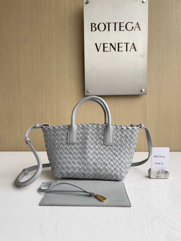 Bottega Veneta bag authentic quality 2025