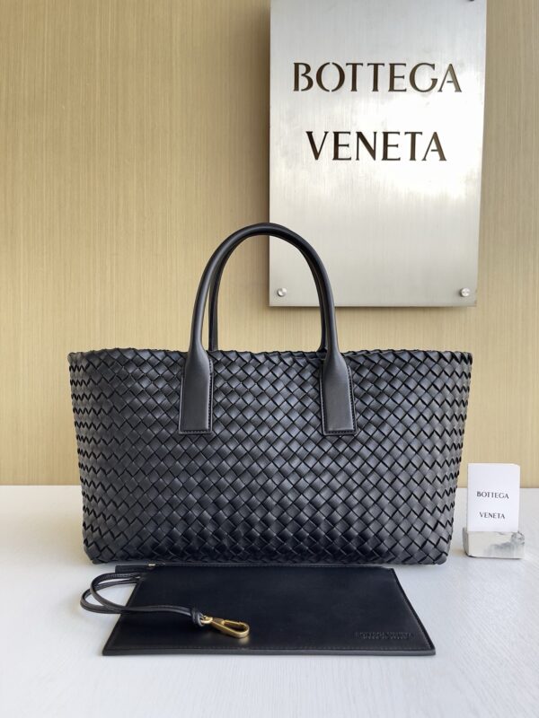 Bottega Veneta bag authentic quality 2025