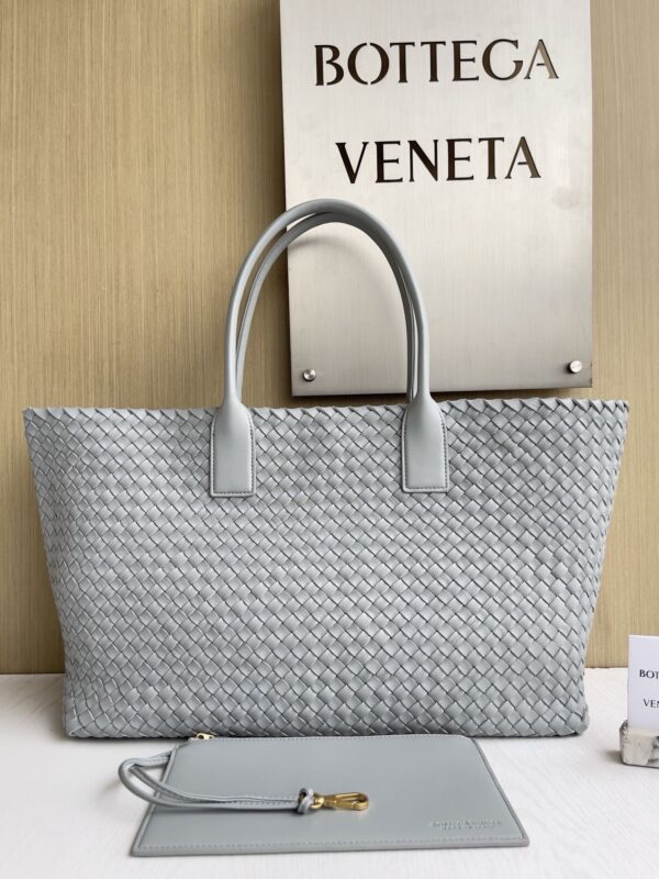 Bottega Veneta bag authentic quality 2025