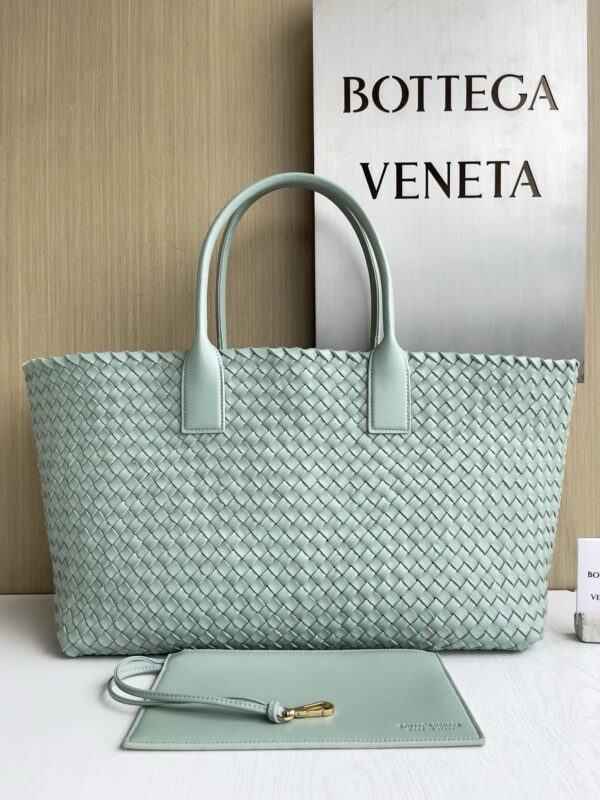 Bottega Veneta bag authentic quality 2025