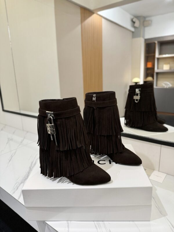 Givenchy shark lock boots authentic quality 2025