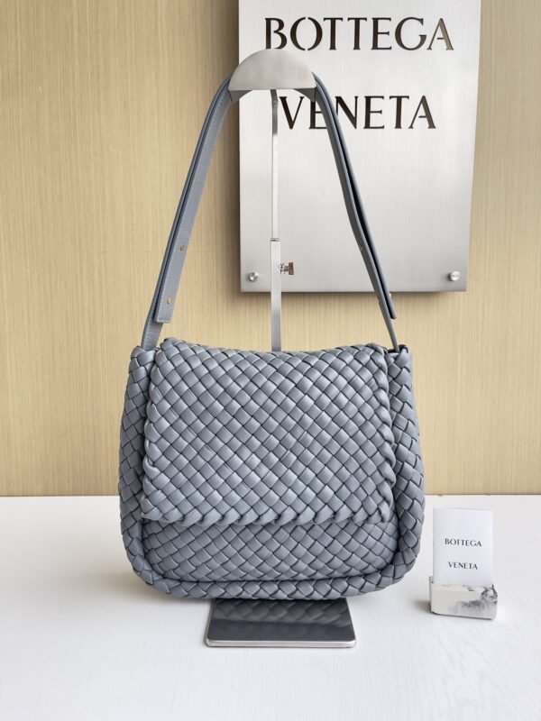 Bottega Veneta bag authentic quality 2025