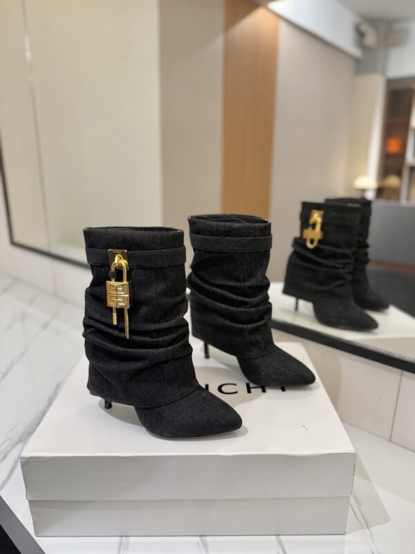 Givenchy shark lock boots authentic quality 2025