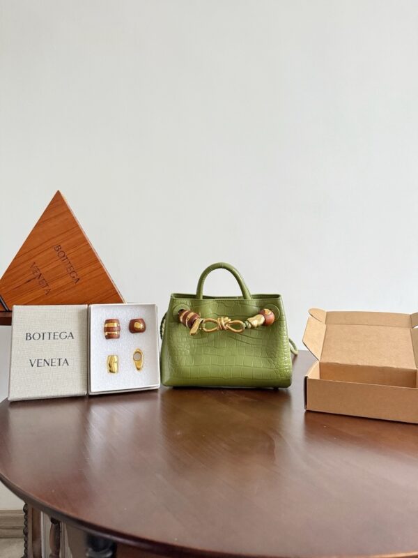 Bottega Veneta bag authentic quality 2025