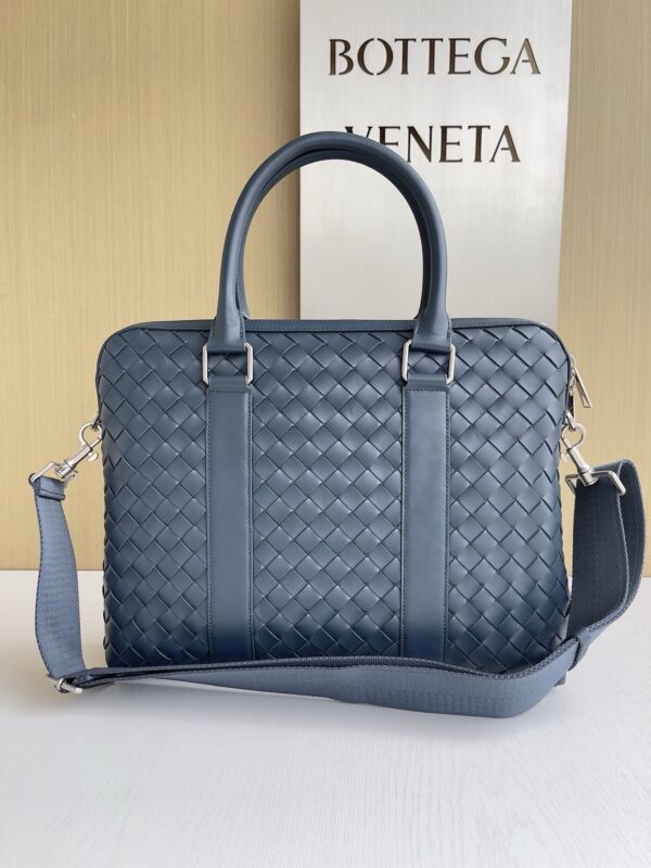 Bottega Veneta bag authentic quality 2025