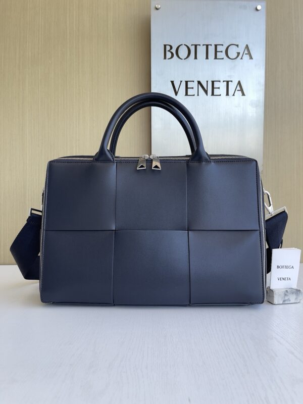 Bottega Veneta bag authentic quality 2025