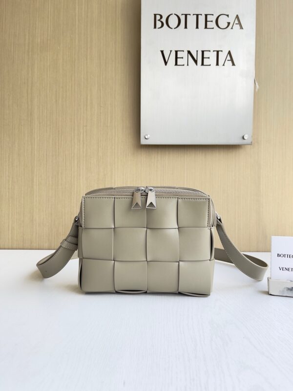 Bottega Veneta bag authentic quality 2025