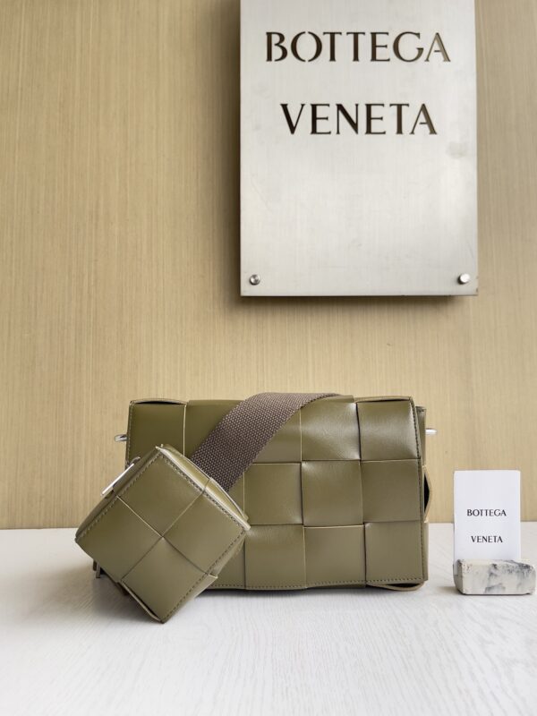 Bottega Veneta bag authentic quality 2025