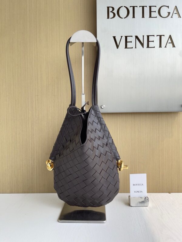 Bottega Veneta bag authentic quality 2025