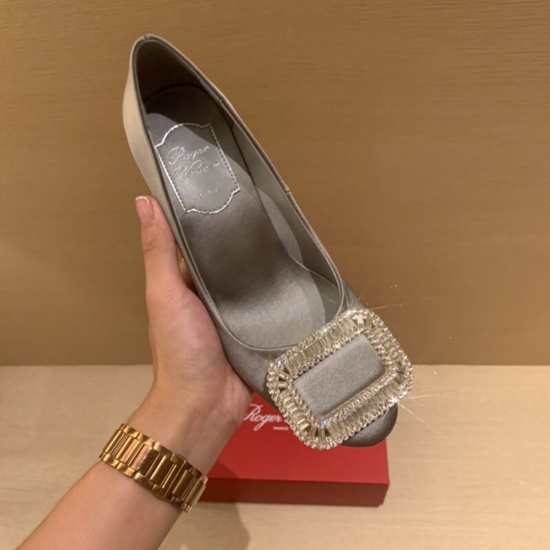 Roger Vivier authentic quality shoes 2025