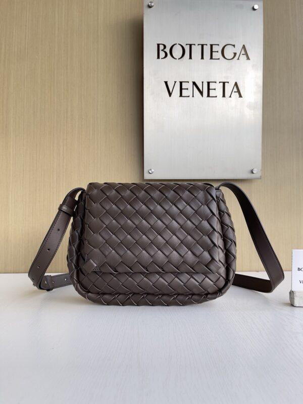 Bottega Veneta bag authentic quality 2025