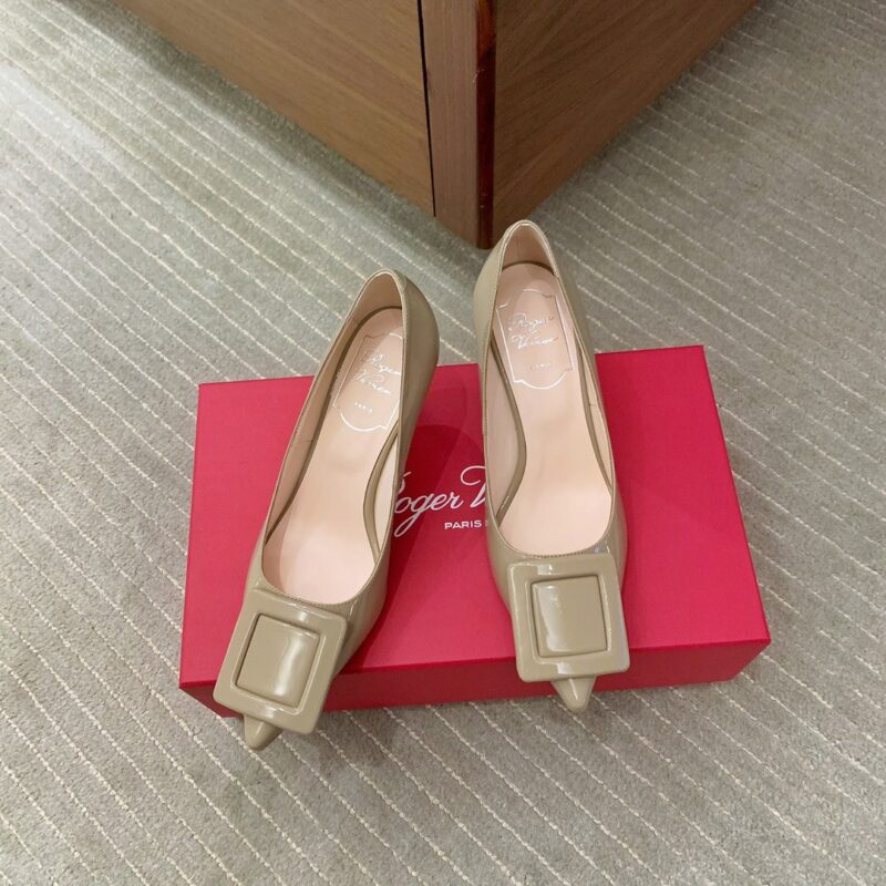 Roger Vivier authentic quality shoes 2025