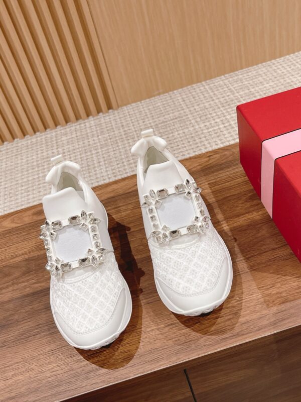 Roger Vivier authentic quality snickers 2025