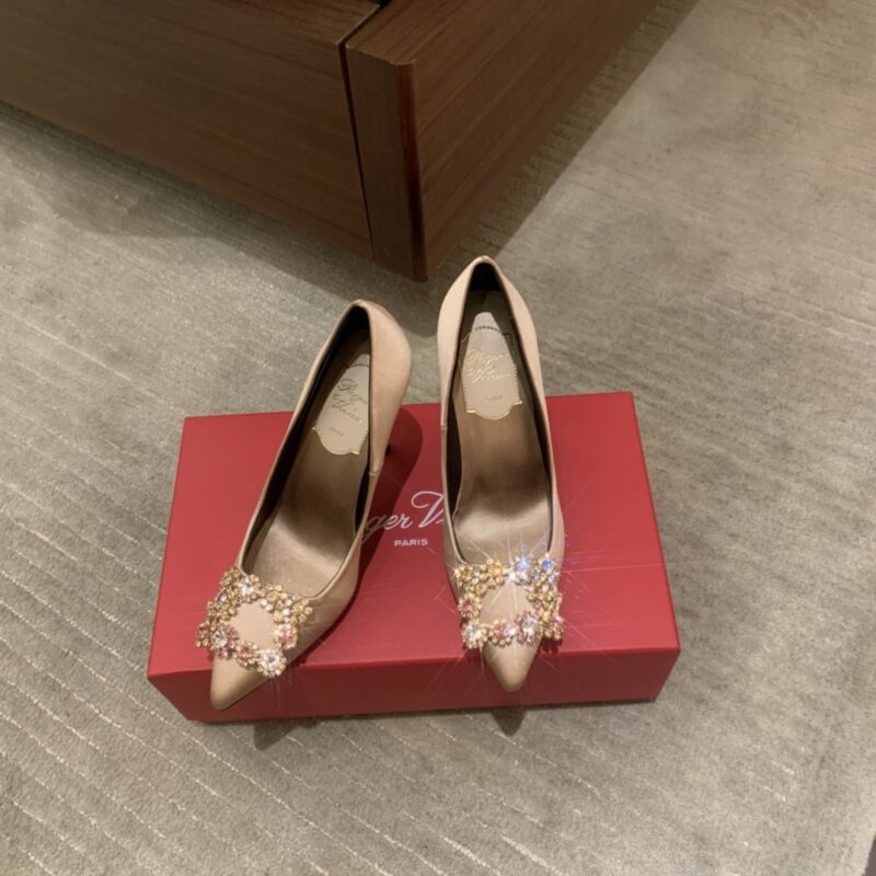 Roger Vivier authentic quality shoes 2025
