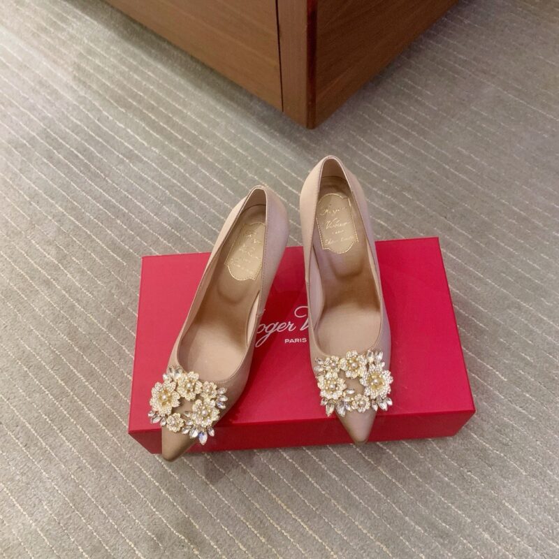 Roger Vivier authentic quality shoes 2025