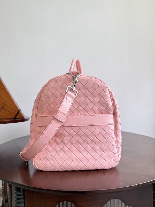 Bottega Veneta bag authentic quality 2025