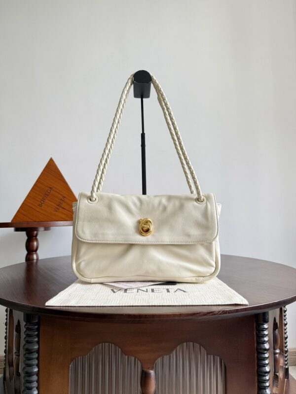 Bottega Veneta bag authentic quality 2025