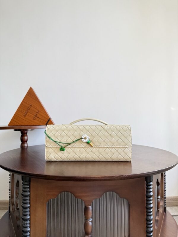 Bottega Veneta bag authentic quality 2025