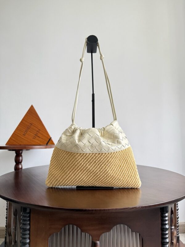 Bottega Veneta bag authentic quality 2025