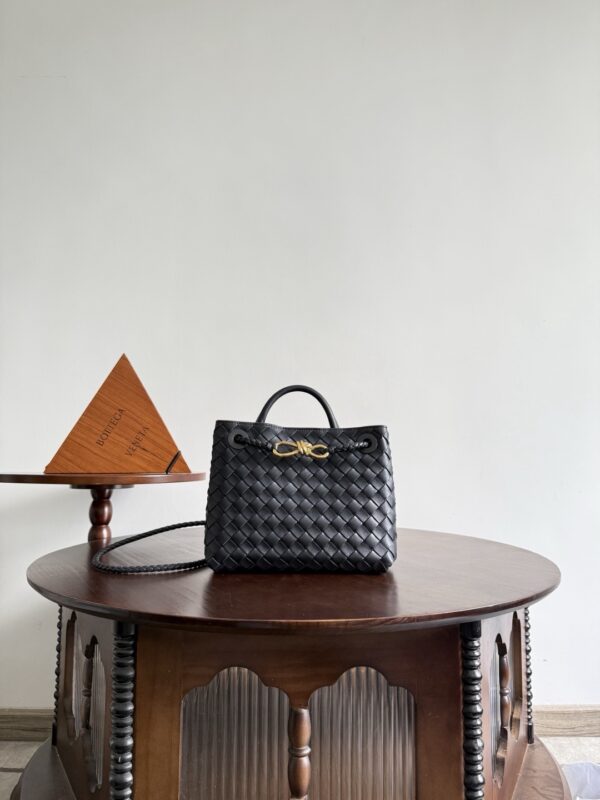 Bottega Veneta bag authentic quality 2025